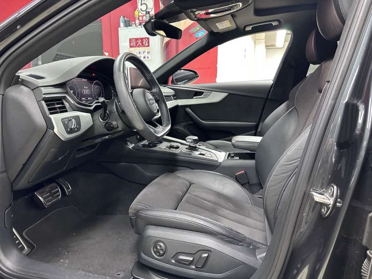 奧迪 奧迪A4  2020款 Avant 先鋒派 40 TFSI 豪華動感型圖片
