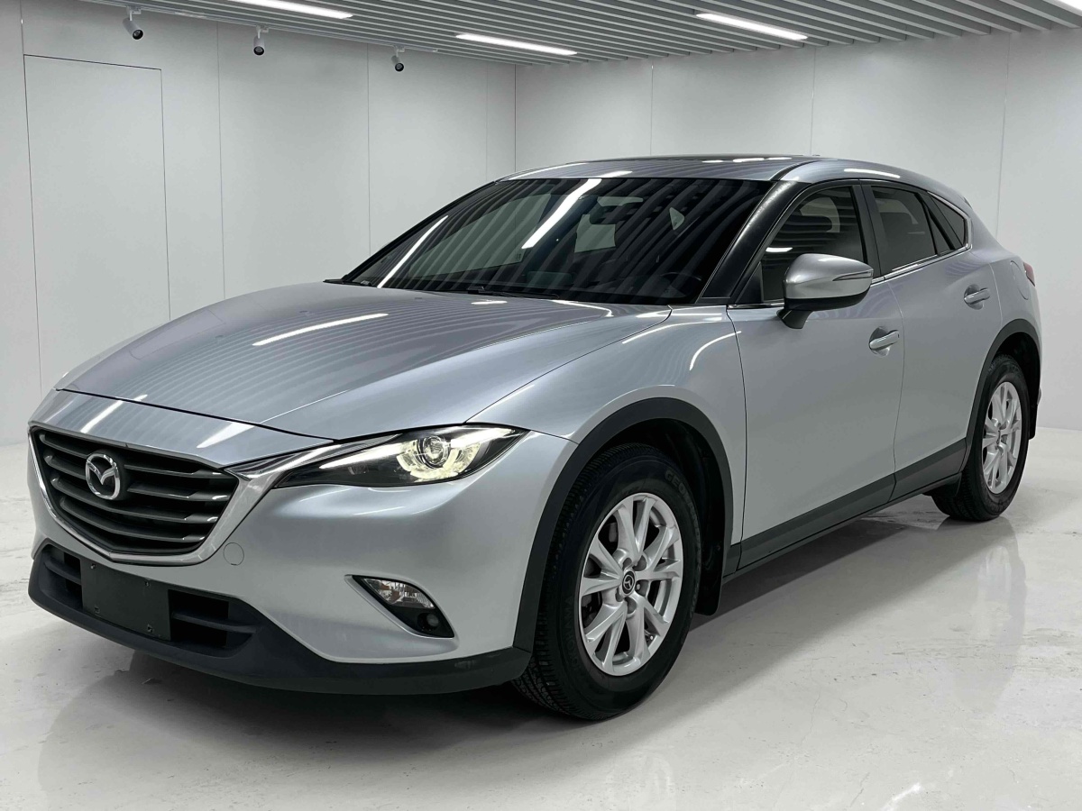 馬自達 CX-4  2016款 2.0L 自動兩驅(qū)藍天品位版圖片