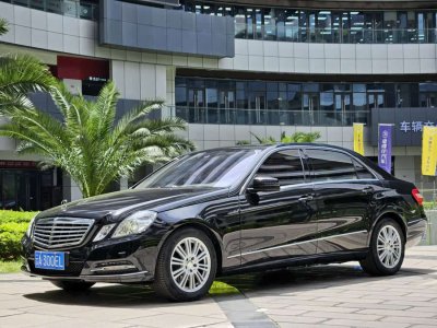 2012年9月 奔馳 奔馳E級(jí) E 300 L 優(yōu)雅型圖片