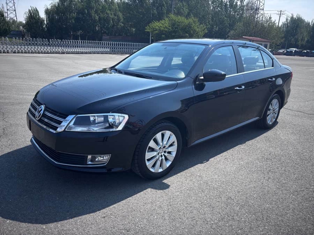 大眾 朗逸  2013款 改款經(jīng)典 1.6L 自動舒適版圖片