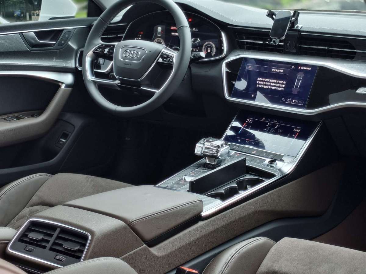 奧迪 奧迪A7L  2024款 45 TFSI quattro 奢享型圖片