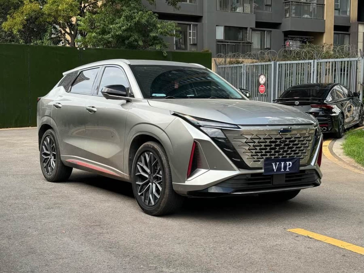 長(zhǎng)安歐尚 長(zhǎng)安歐尚Z6  2022款 藍(lán)鯨 1.5T DCT智航型圖片
