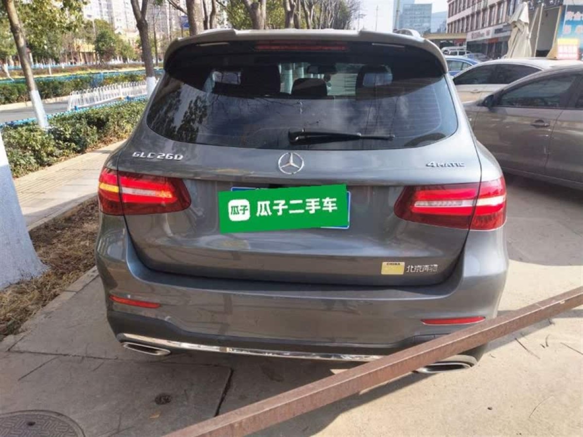 奔馳 奔馳GLC  2018款 改款 GLC 260 4MATIC 豪華型圖片