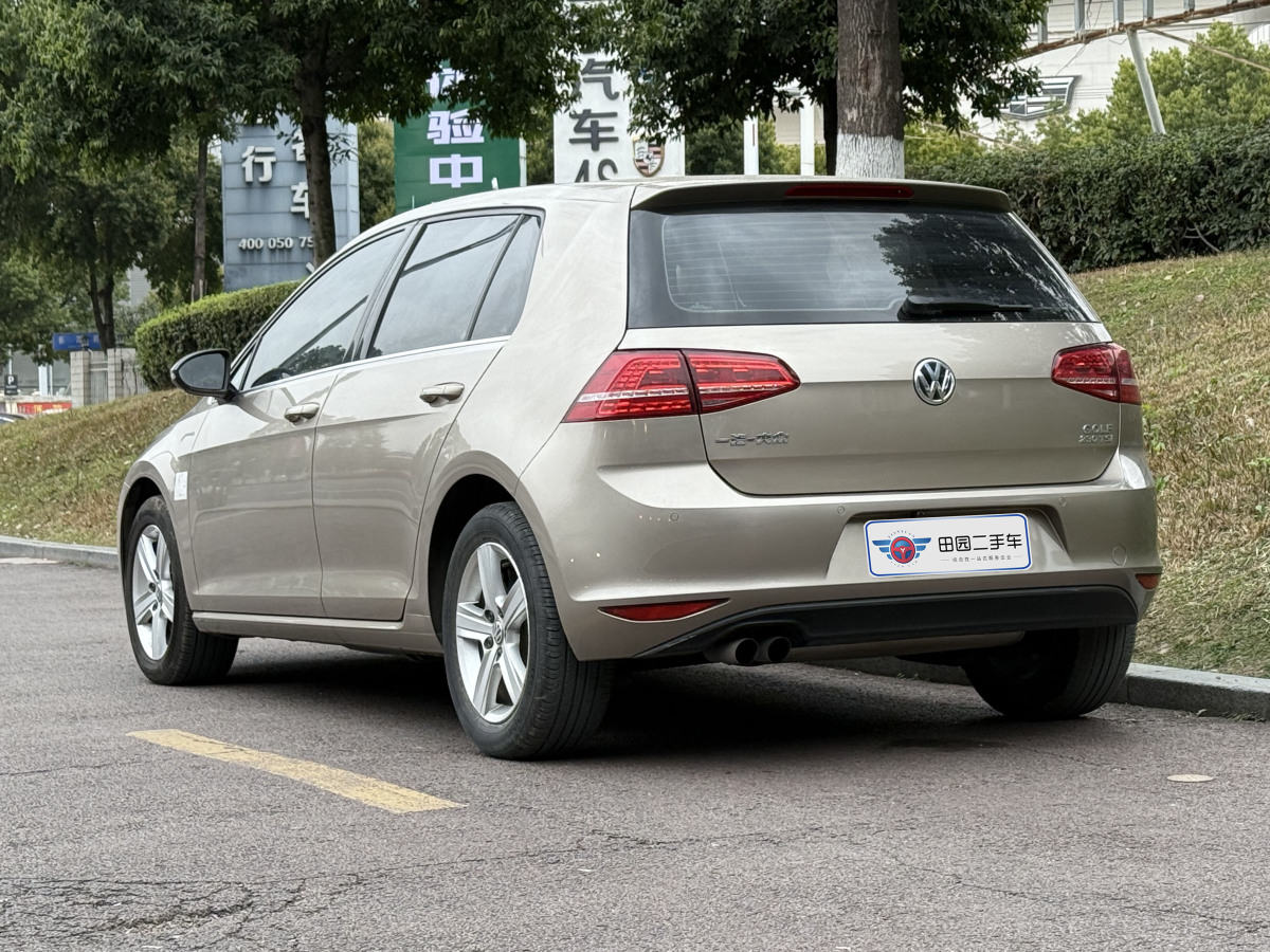 大眾 高爾夫  2016款 230TSI 自動豪華型圖片