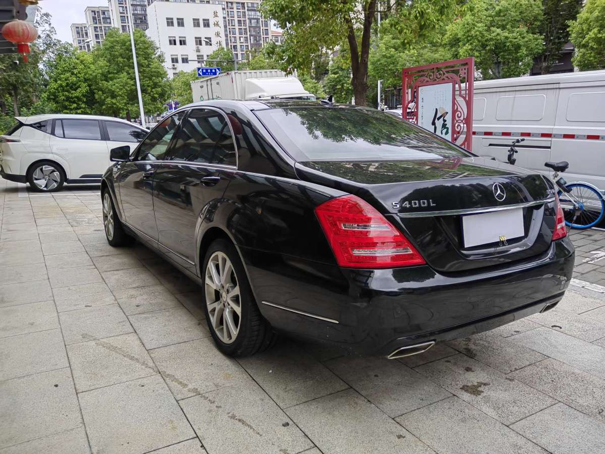 2012年6月奔驰 奔驰S级  2012款 S 400 L HYBRID Grand Edition