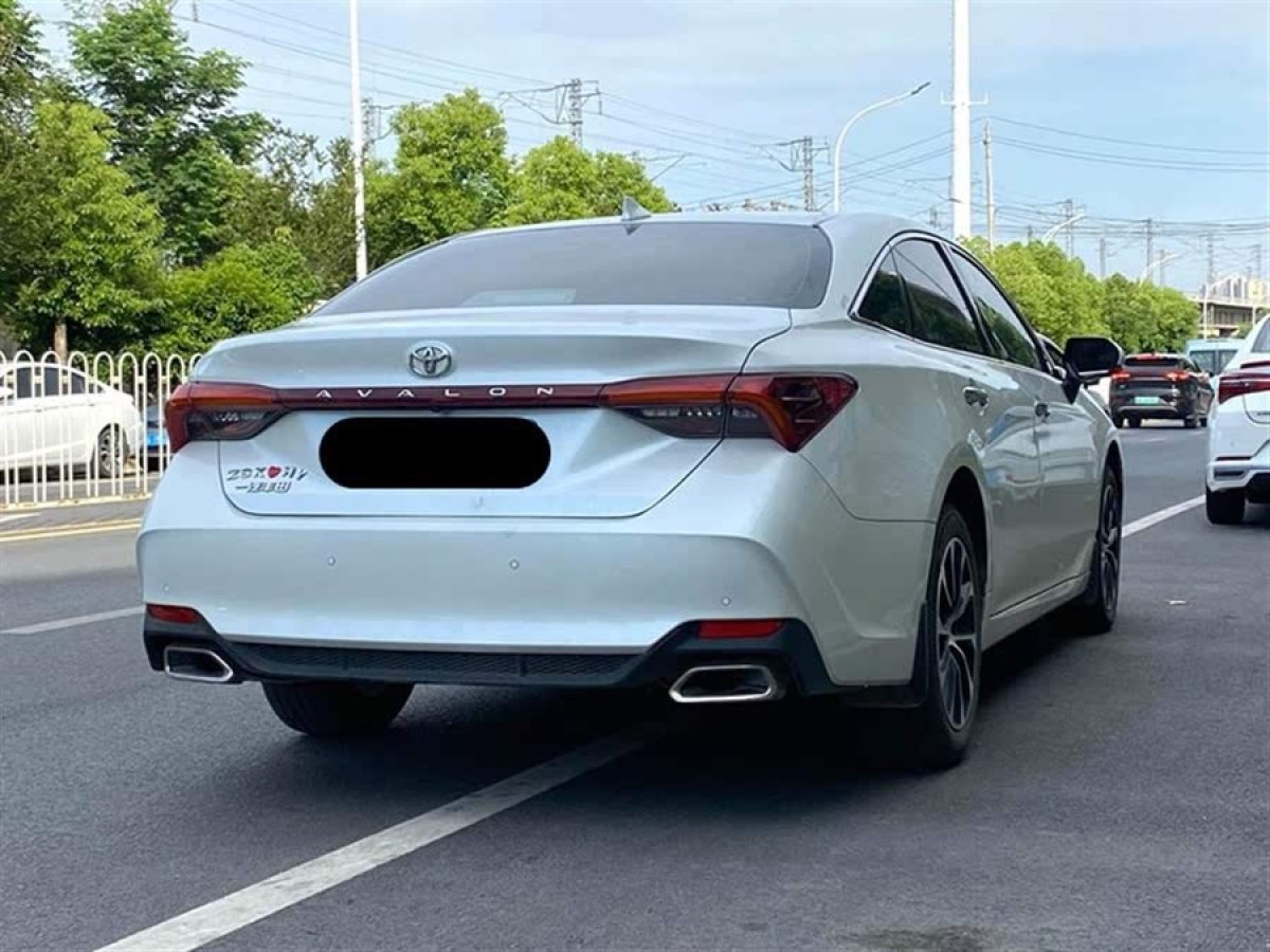 豐田 亞洲龍  2023款 2.0L 豪華版圖片
