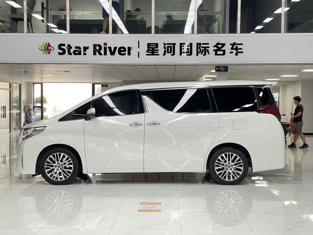 丰田 埃尔法  2015款 3.5L 尊贵版图片