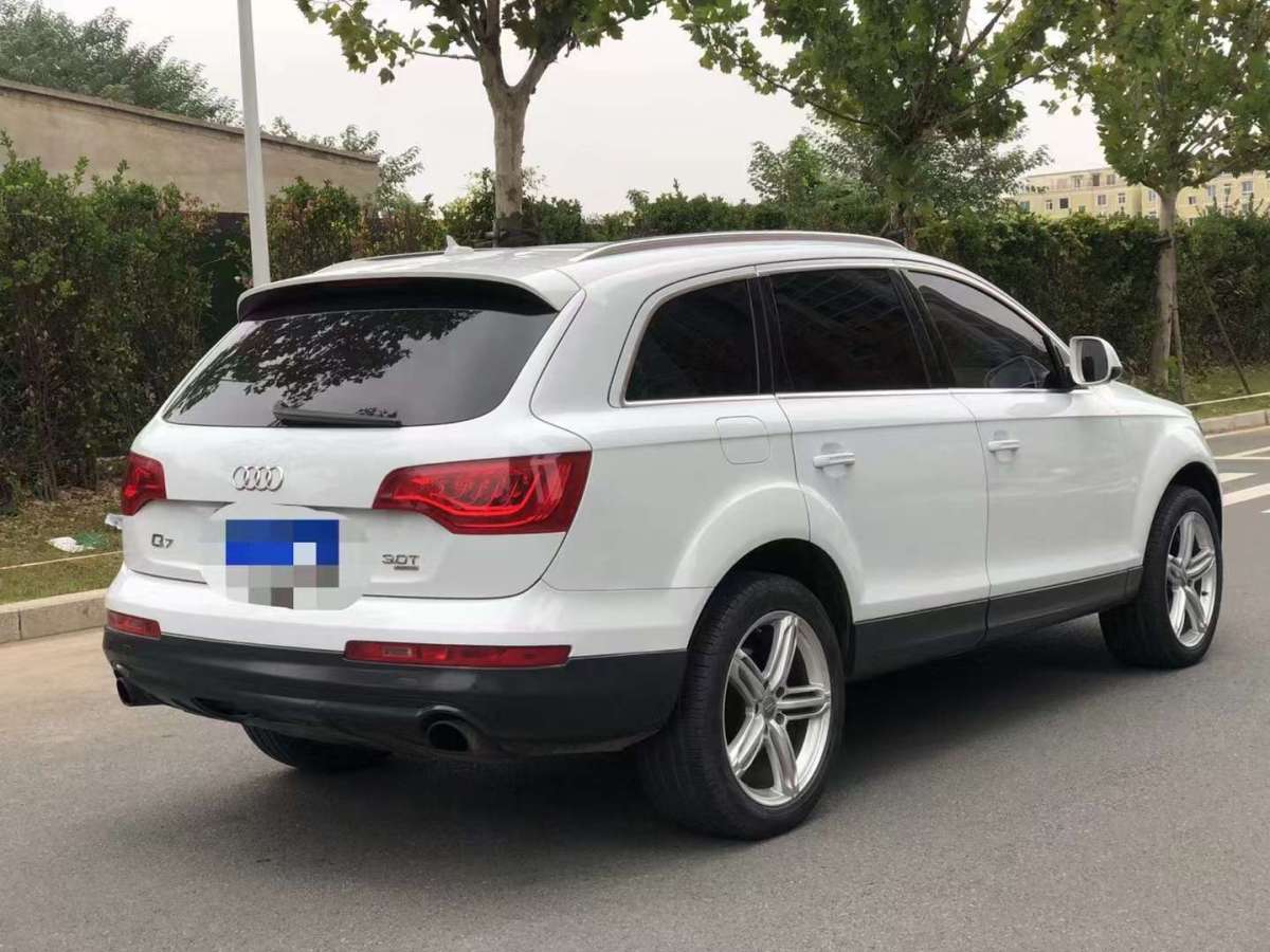 2015年6月奧迪 奧迪Q7  2015款 35 TDI 卓越版