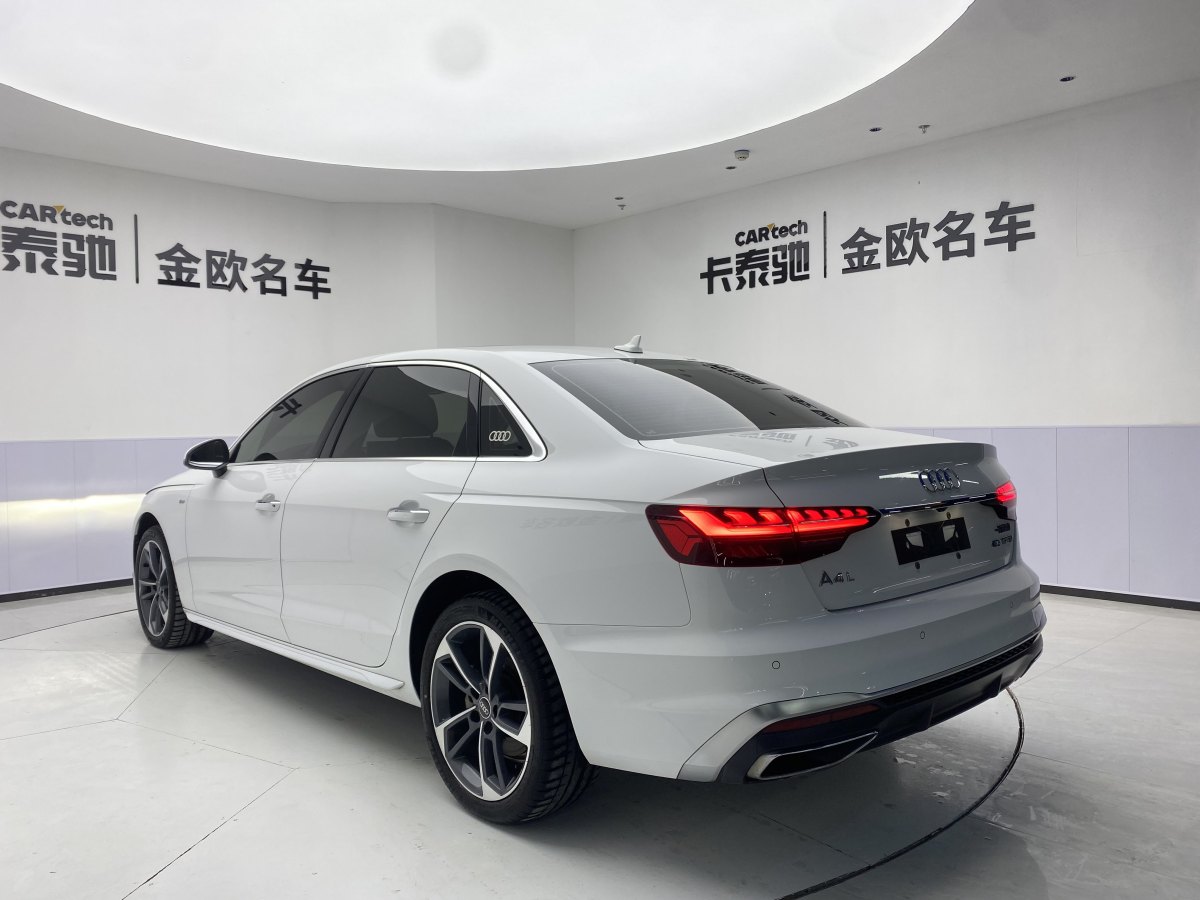 奧迪 奧迪A4L  2022款 40 TFSI 時(shí)尚動(dòng)感型圖片