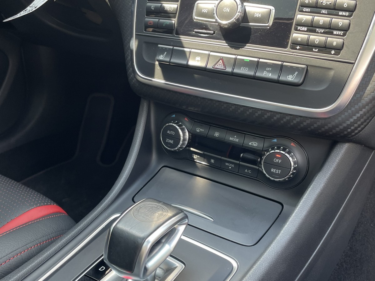 奔驰 奔驰A级AMG  2014款 AMG A 45 4MATIC图片
