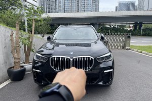 宝马X5 宝马 改款 xDrive 30Li 尊享型M运动套装