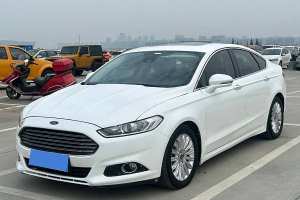 蒙迪歐 福特 2.0L GTDi200時(shí)尚型