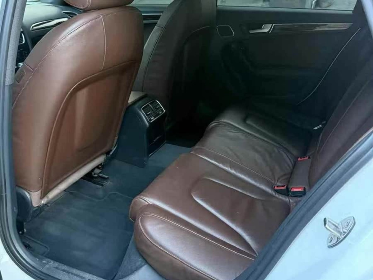 奧迪 奧迪A4L  2015款 35 TFSI 自動(dòng)舒適型圖片