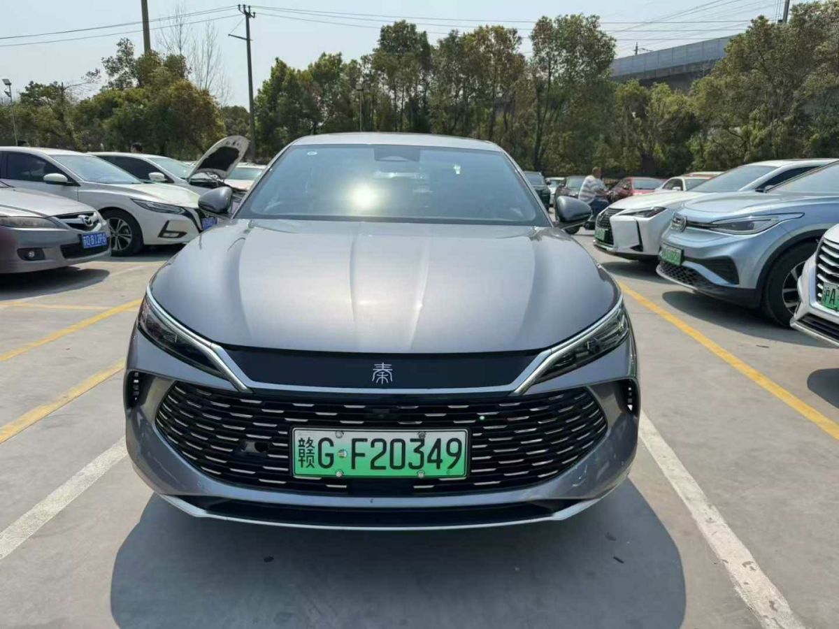 上汽大通 上汽大通MAXUS MIFA 9  2024款 超混 超長續(xù)航草原版 七座圖片