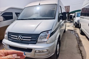 V80 上汽大通 超值版傲運通 2.0T 手動長軸中頂127Ps 6/7/9座
