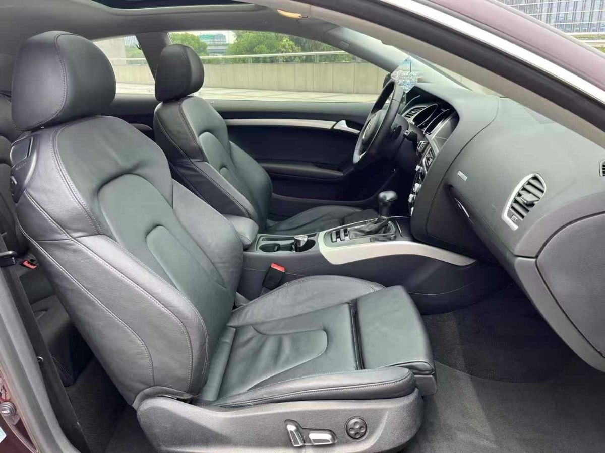 奧迪 奧迪Q5  2015款 40 TFSI 動(dòng)感型圖片