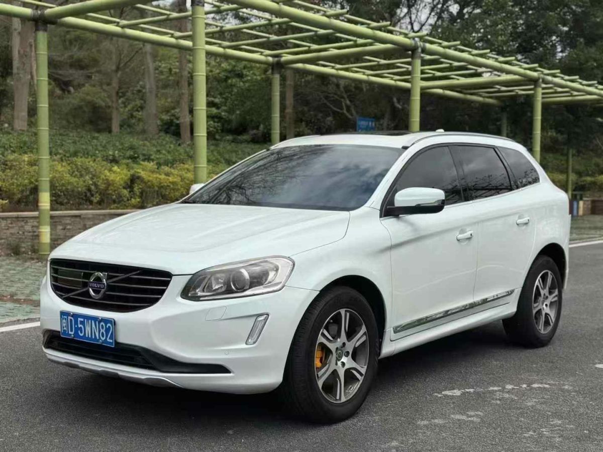 2014年9月沃爾沃 XC60  2014款 2.0T T5 個(gè)性運(yùn)動(dòng)版(改款)