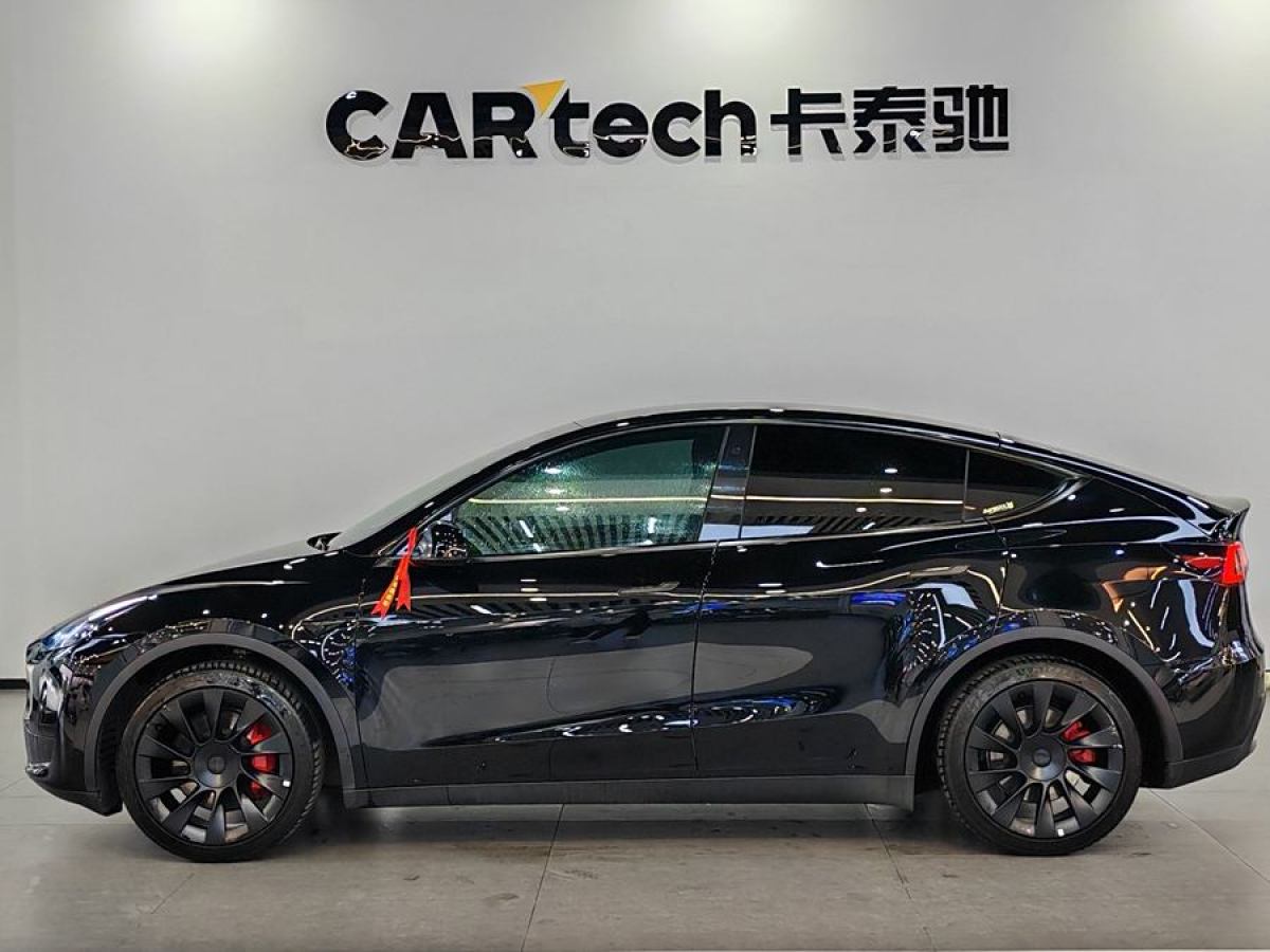 特斯拉 Model 3  2023款 煥新版 后輪驅(qū)動(dòng)圖片