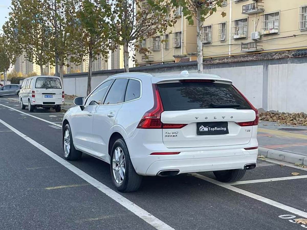 沃爾沃 XC60  2018款 T5 四驅(qū)智逸版圖片