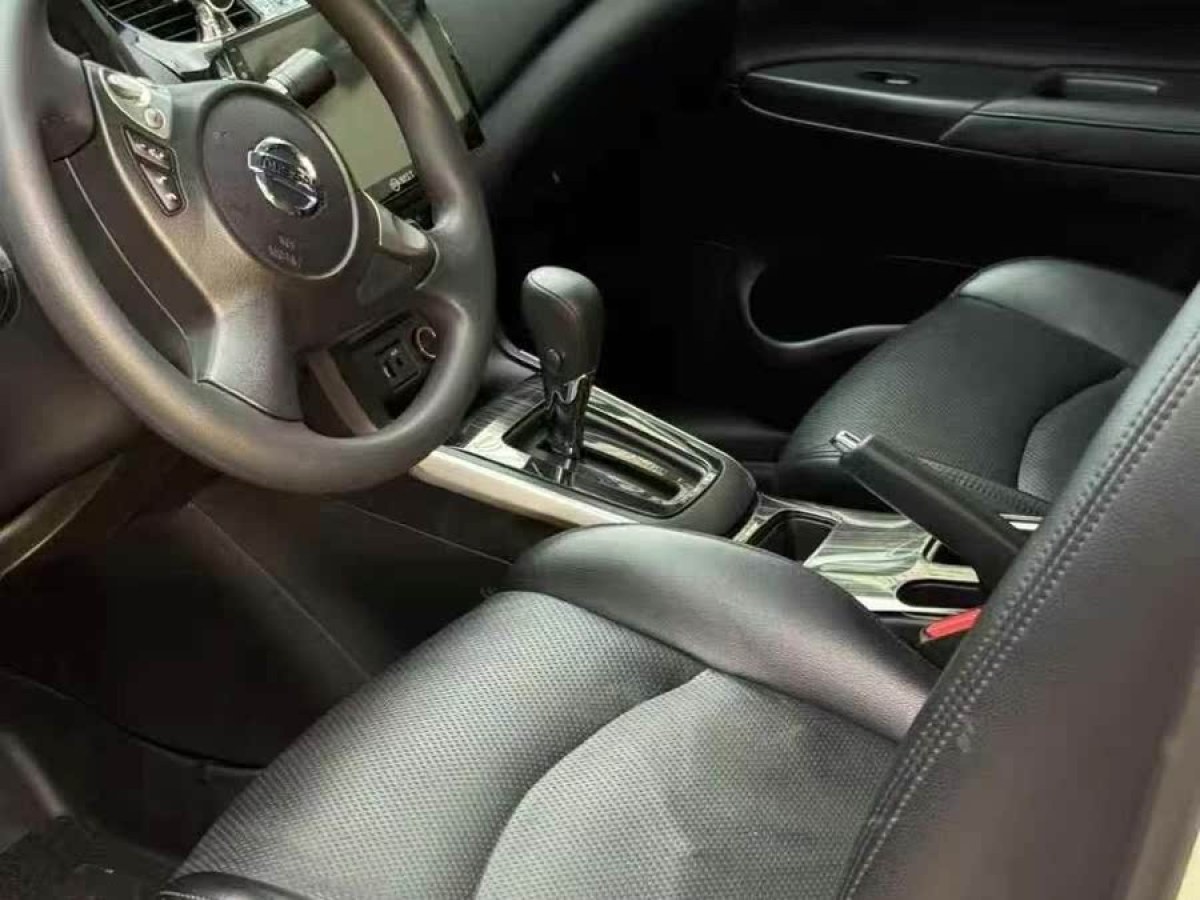日產(chǎn) 軒逸  2019款  經(jīng)典 1.6XE CVT舒適版圖片