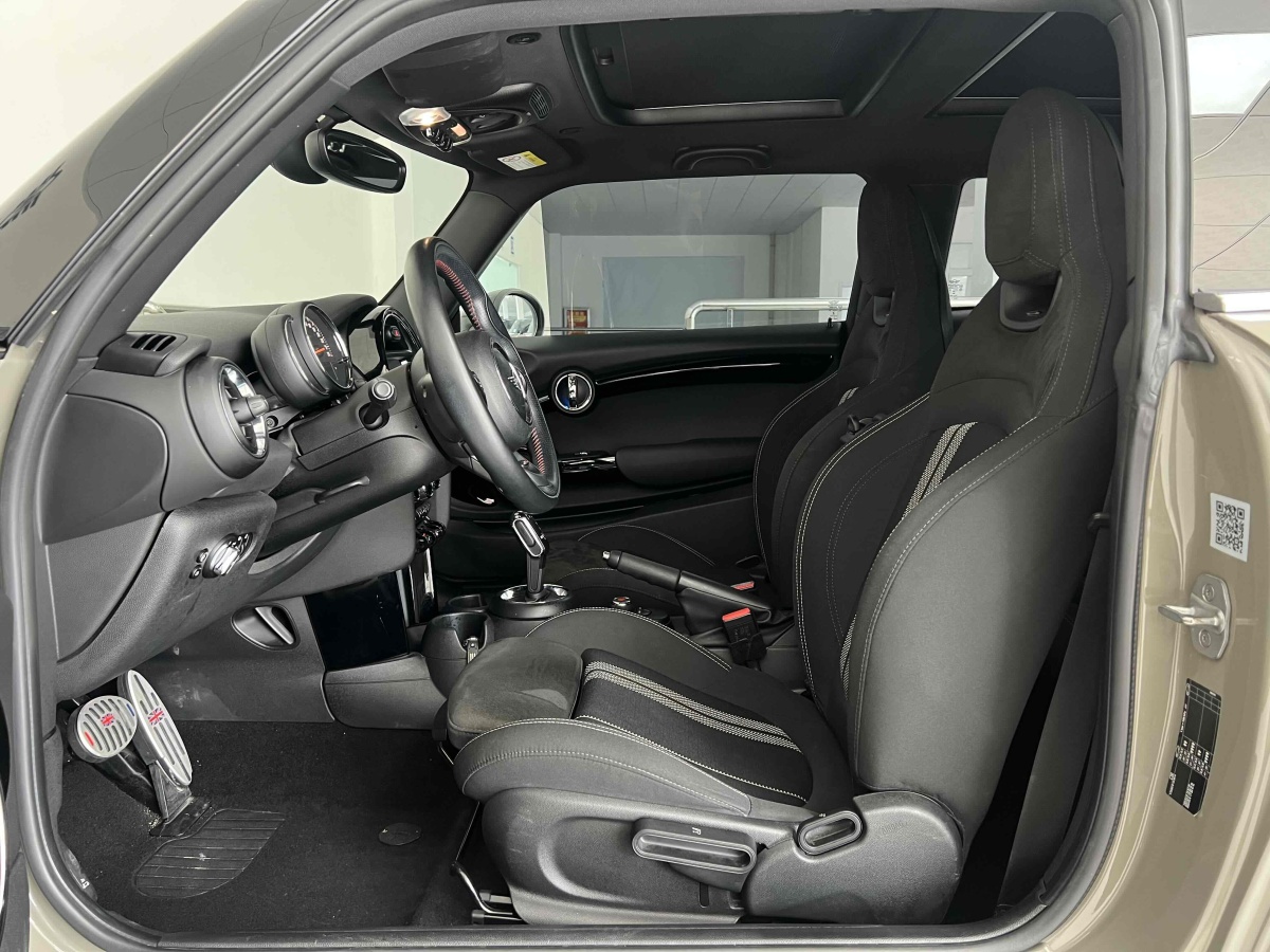 MINI CLUBMAN  2018款 1.5T COOPER 賽車手圖片