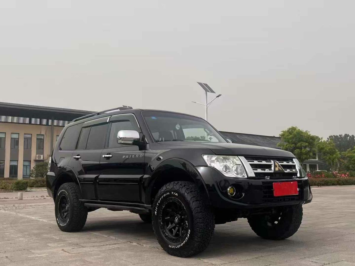 三菱 帕杰羅  2014款 3.0L 精英版圖片