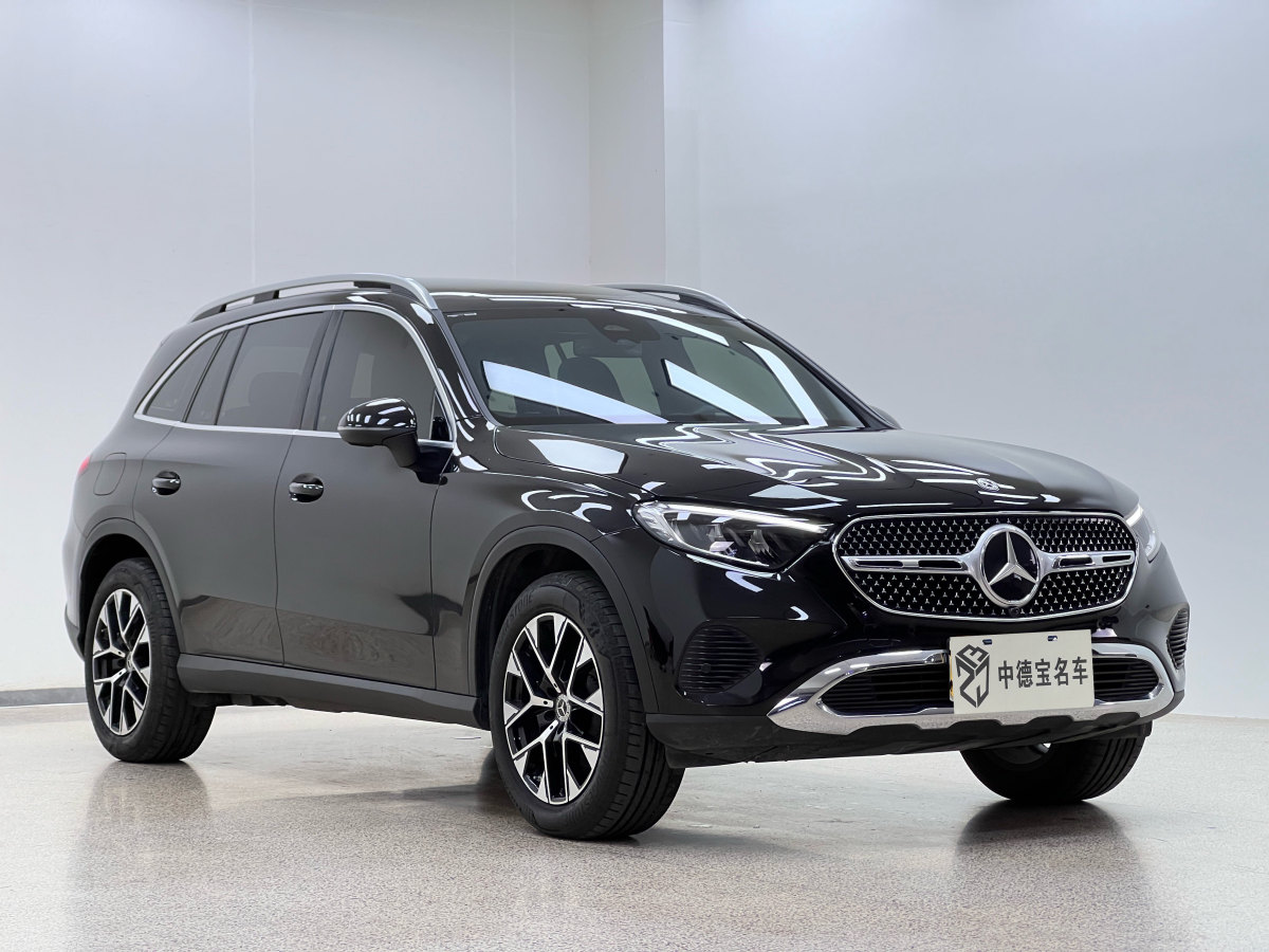 2023年6月奔馳 奔馳GLC  2023款 改款 GLC 260 L 4MATIC 動(dòng)感型 5座