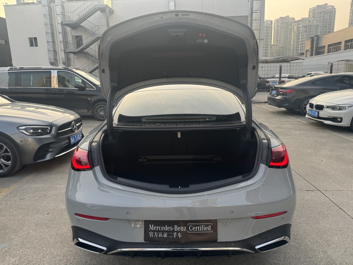 2024年11月奔馳 奔馳CLE  2024款 CLE 300 4MATIC 動(dòng)感型轎跑車(chē)