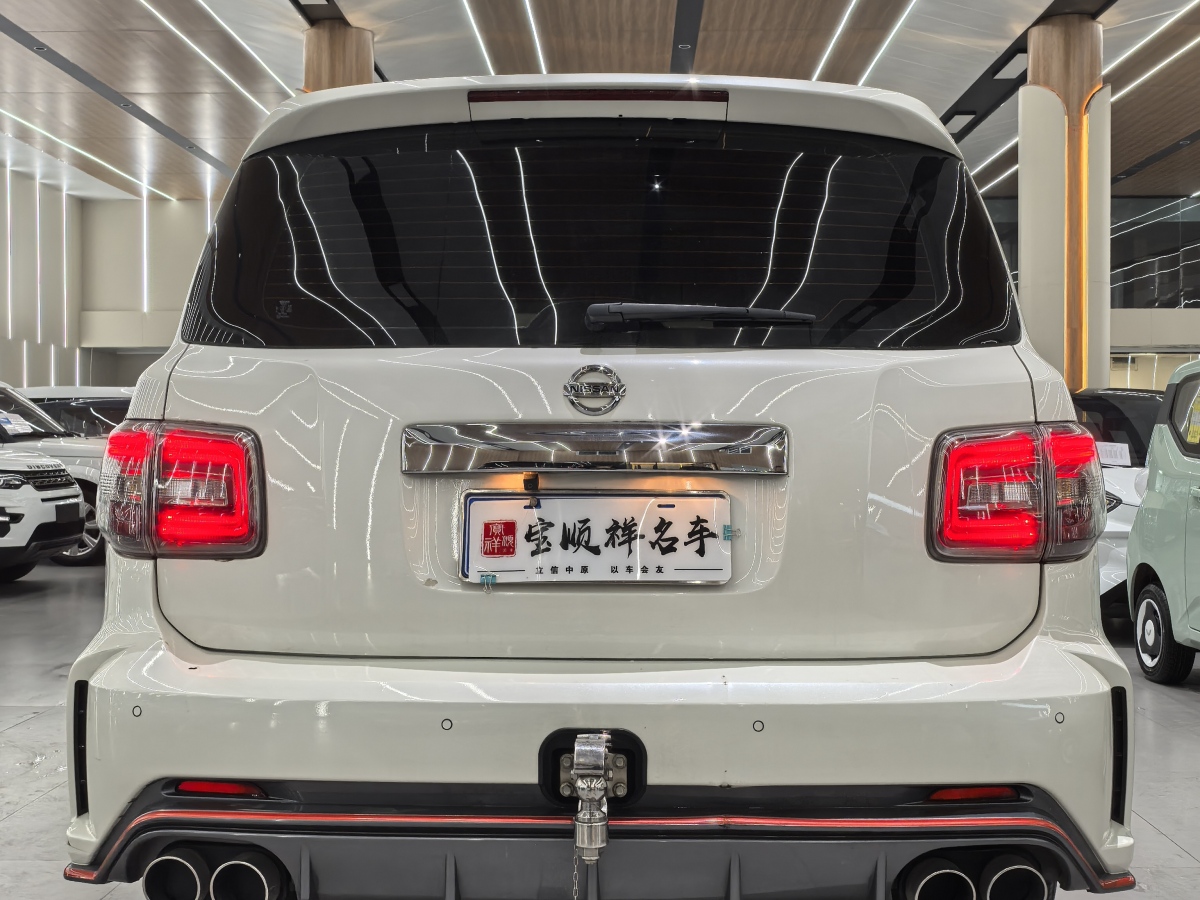 日產(chǎn) 途樂  2018款 4.0L 鉑金型圖片