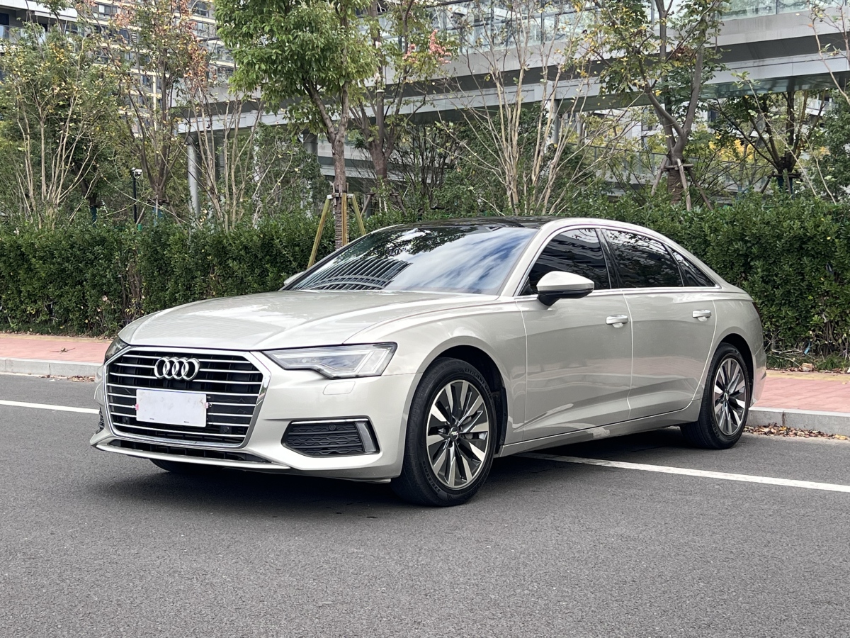 奧迪 奧迪A6L  2019款 45 TFSI quattro 尊享動(dòng)感型圖片