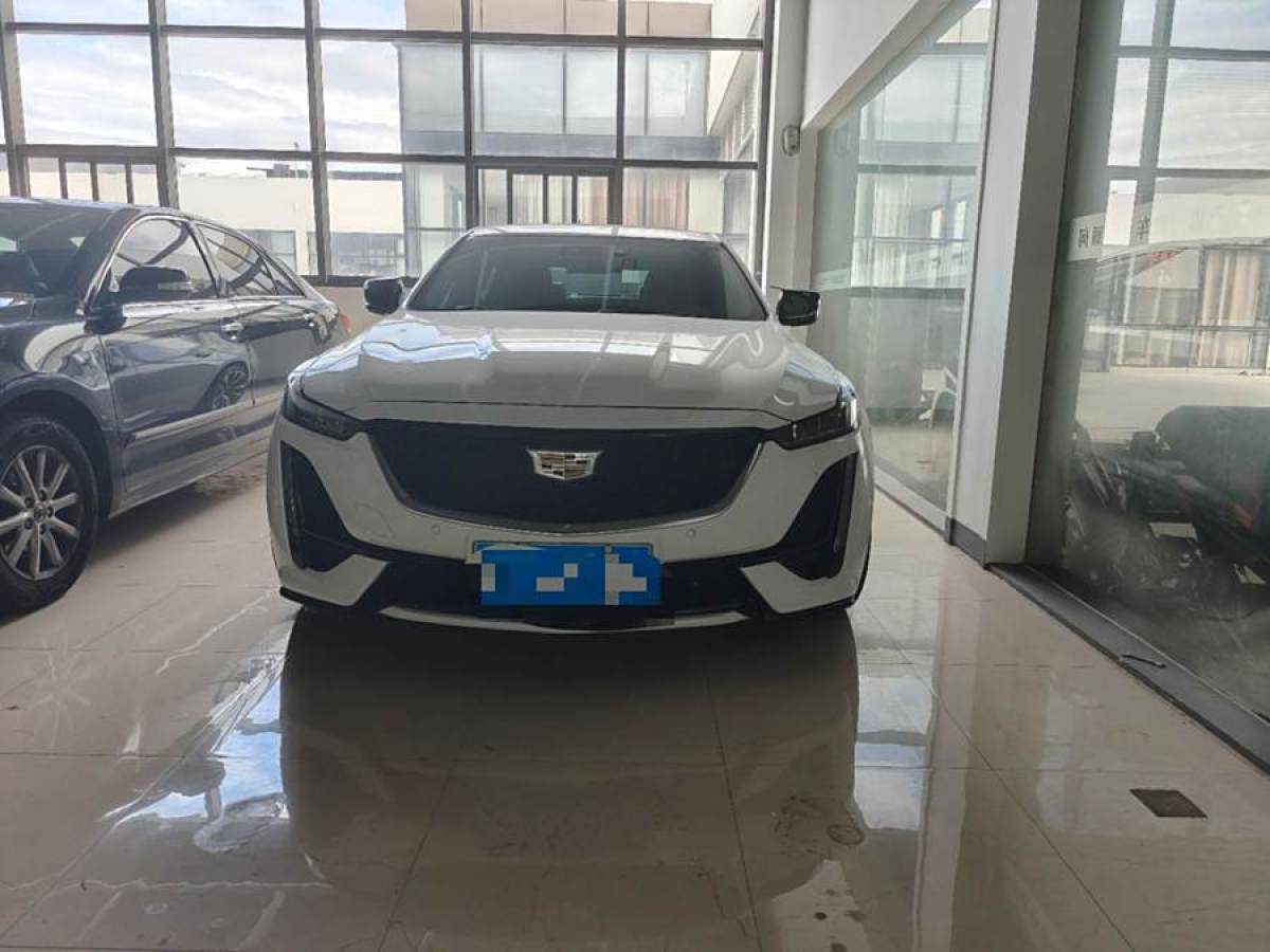 凱迪拉克 CT5  2021款 28T 領(lǐng)先運(yùn)動(dòng)型圖片