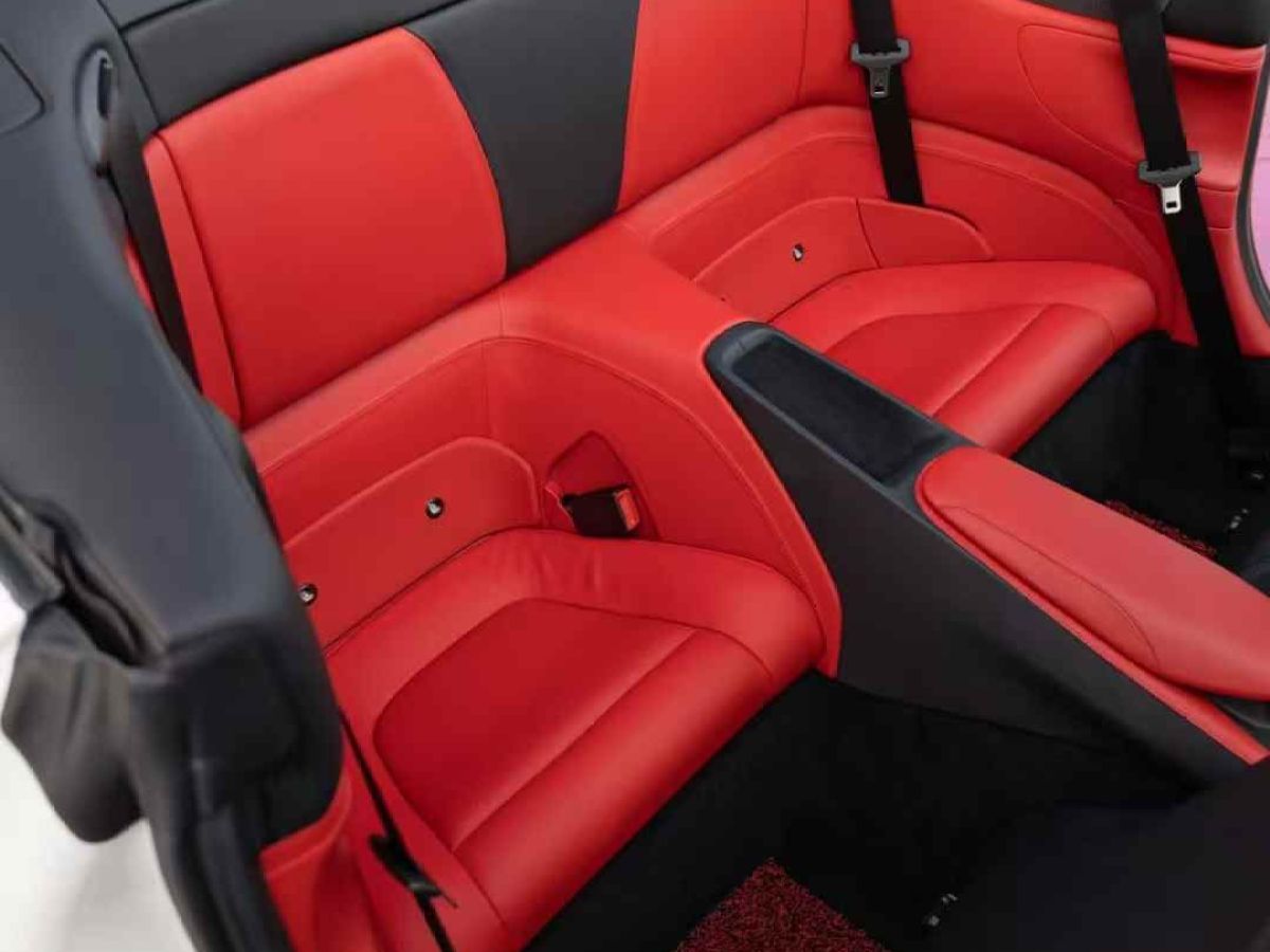 法拉利 F8 Tributo  2019款  3.9T V8圖片