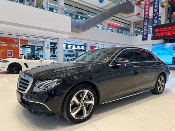 奔驰 奔驰E级  2019款 E 300 L 运动豪华型