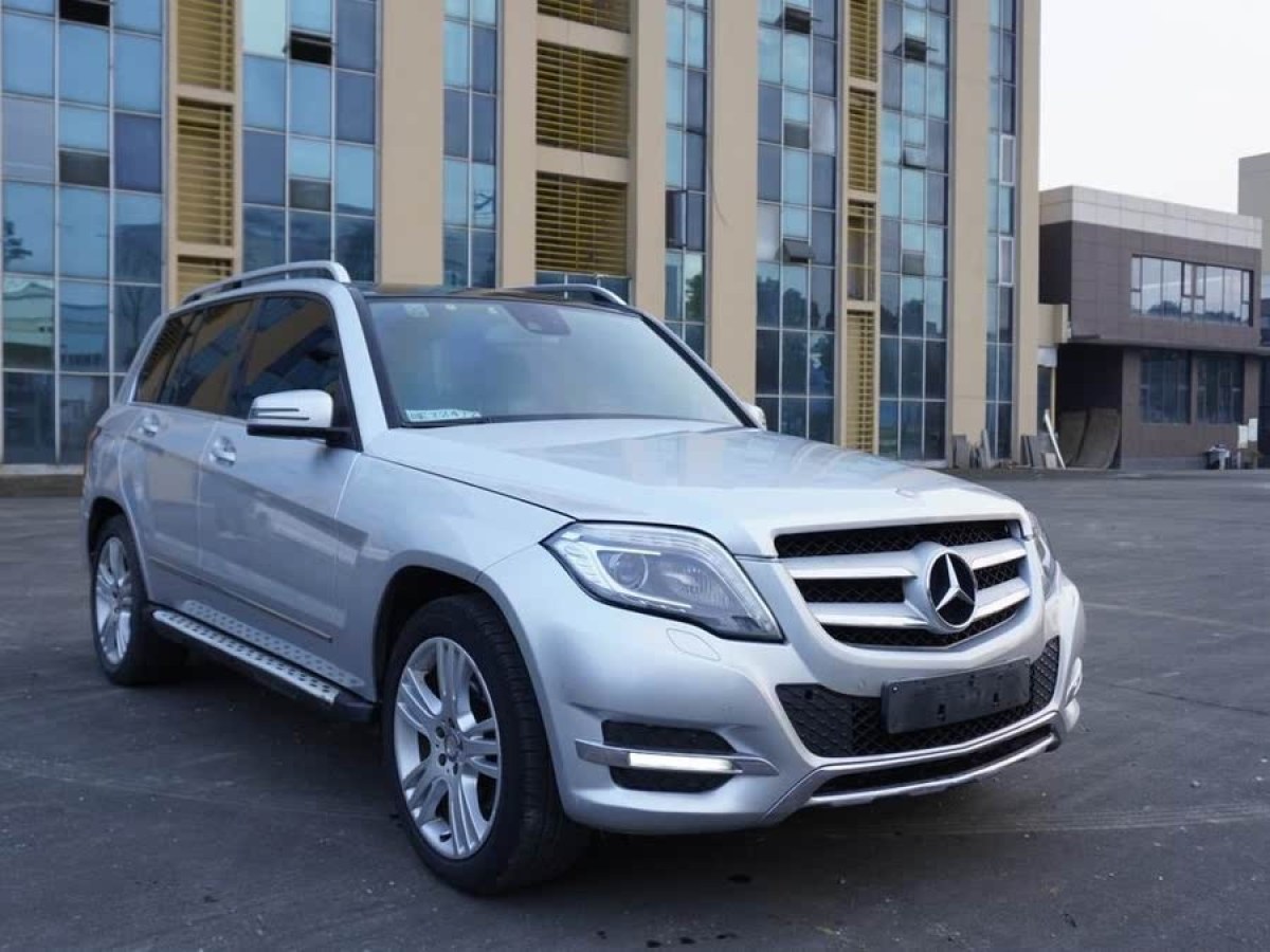 奔馳 奔馳GLK級(jí)  2013款 改款 GLK 300 4MATIC 豪華型圖片