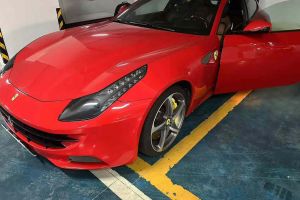 GTC4Lusso 法拉利 6.3L V12