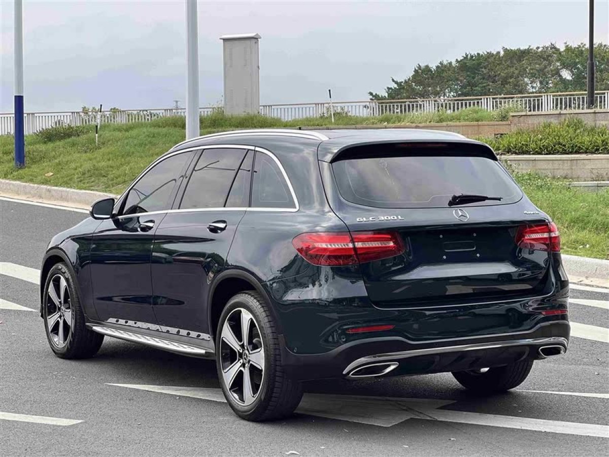 奔馳 奔馳GLC  2018款 改款 GLC 300 4MATIC 動(dòng)感型圖片