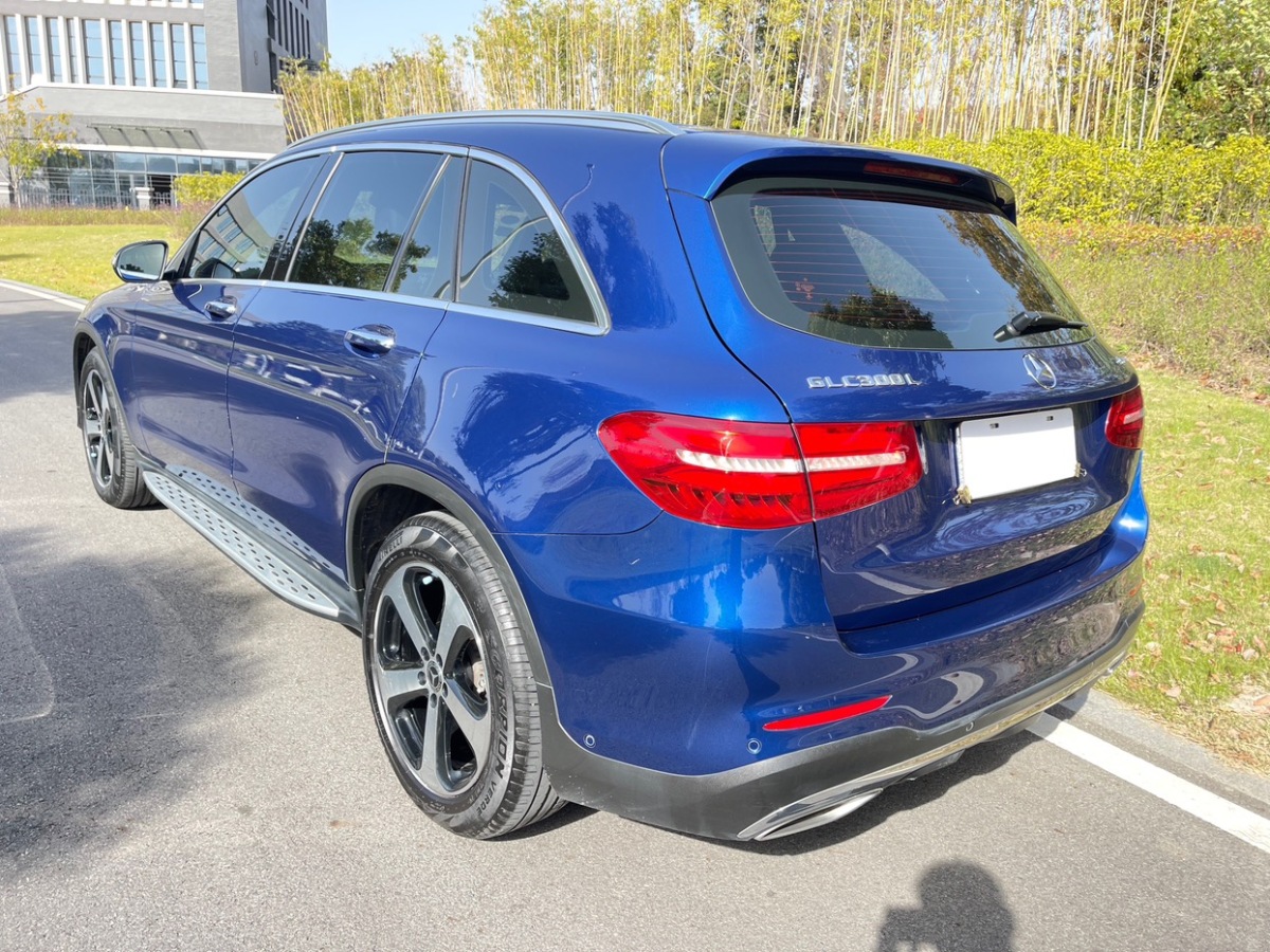 奔馳 奔馳GLC  2018款 改款 GLC 260 4MATIC 豪華型圖片