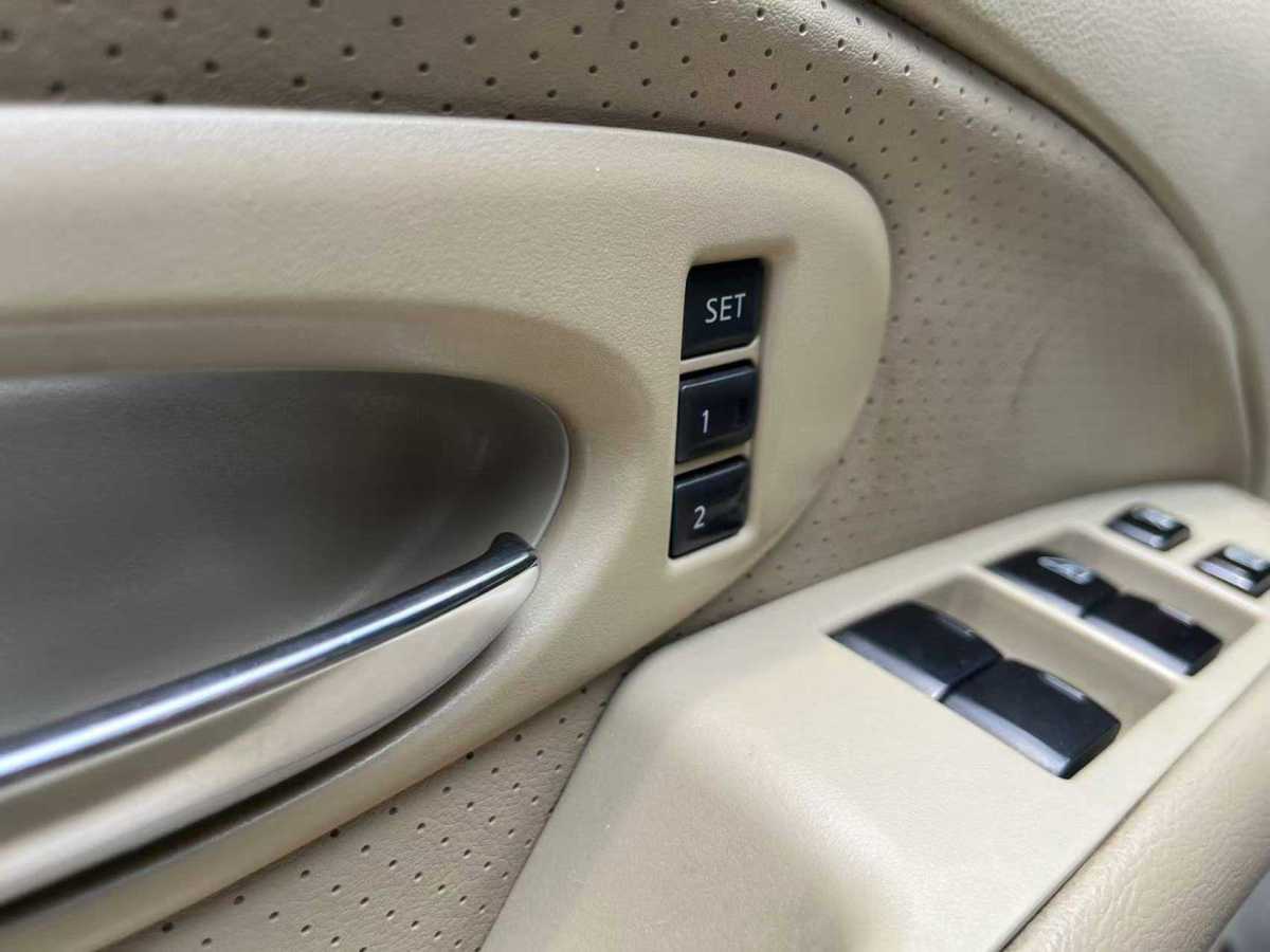 日產(chǎn) 軒逸  2009款 2.0XL CVT豪華天窗版圖片