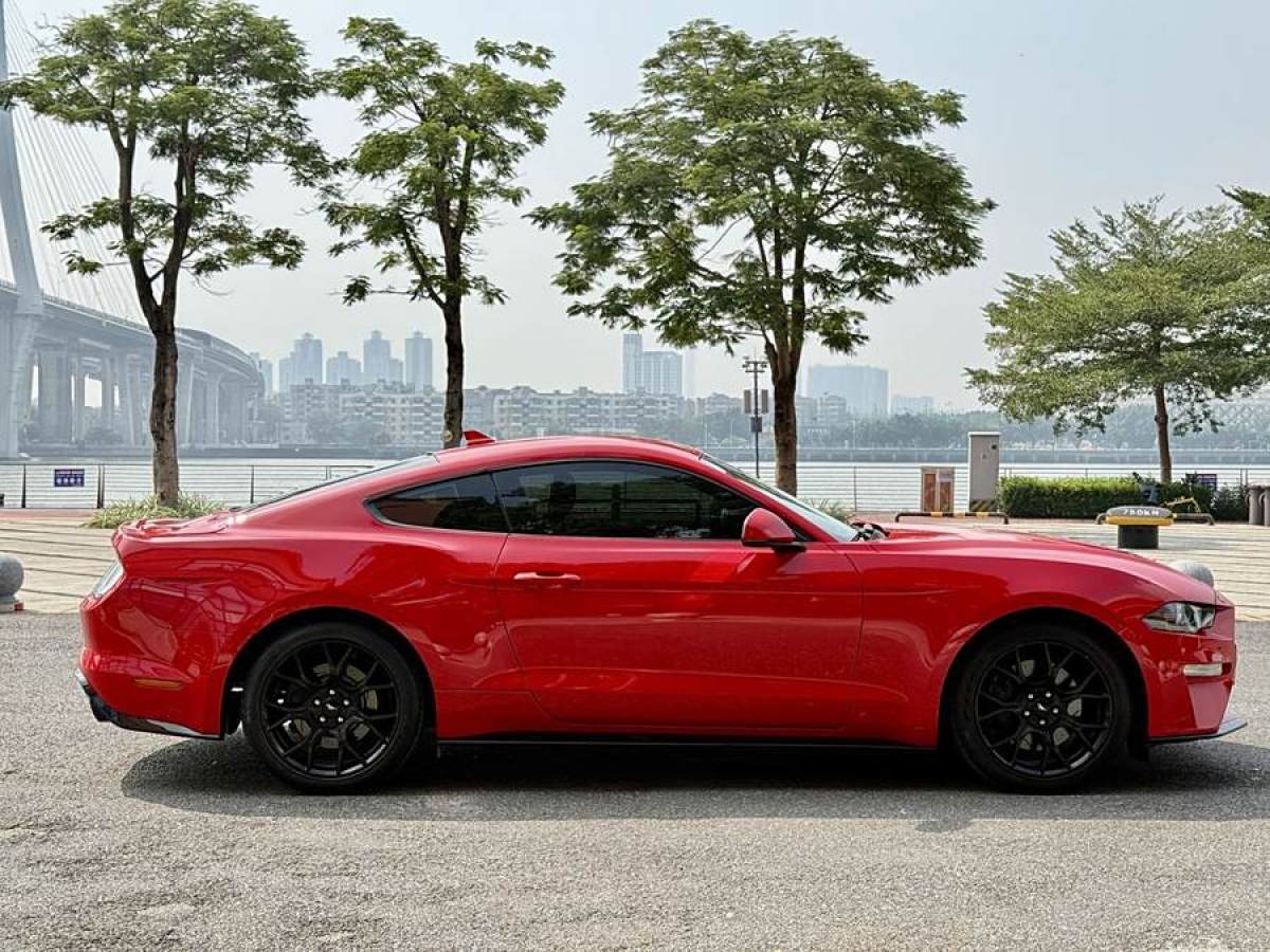 2022年7月福特 Mustang  2021款 2.3L EcoBoost