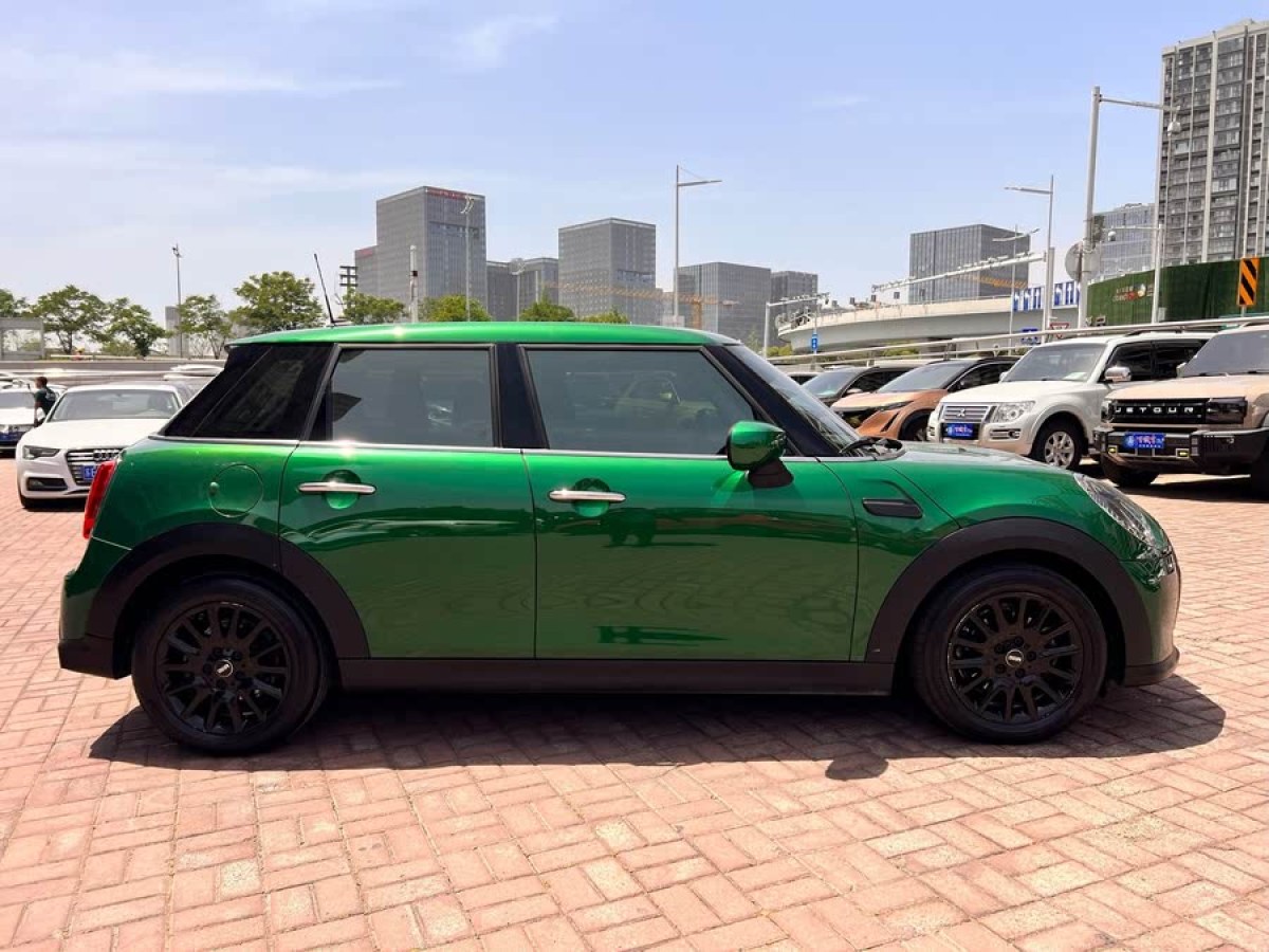 MINI MINI  2023款 1.5T ONE 五門版圖片