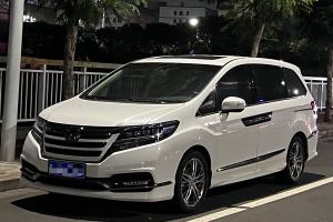 艾力绅 本田 2.0L 混动至尊版