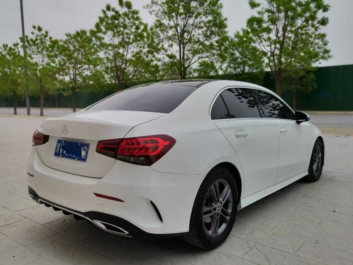 奧迪 奧迪A6L  2018款 A6L 35TFSI 時(shí)尚型圖片