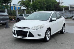 ?？怂?福特 三廂 1.6L 自動(dòng)風(fēng)尚型