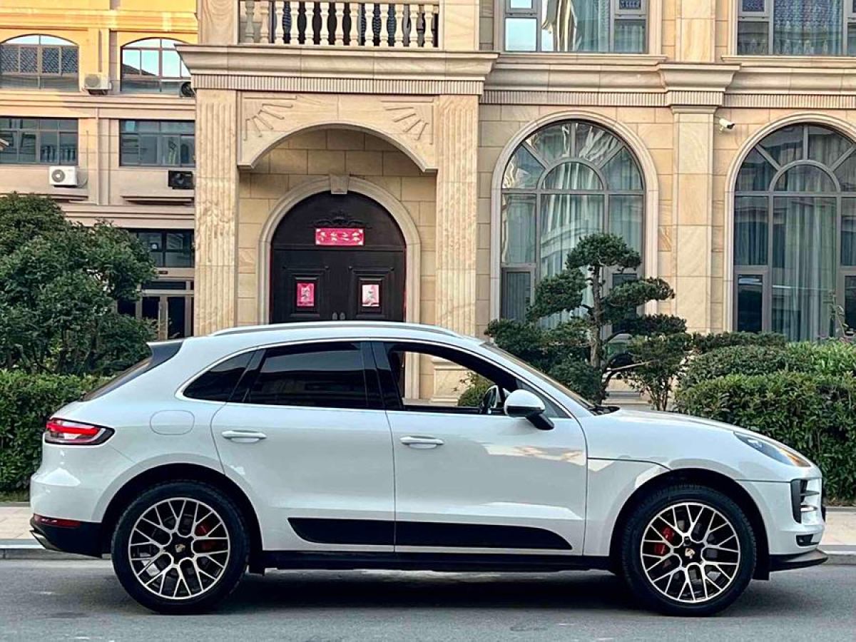 保時(shí)捷 Macan  2020款 Macan 2.0T圖片