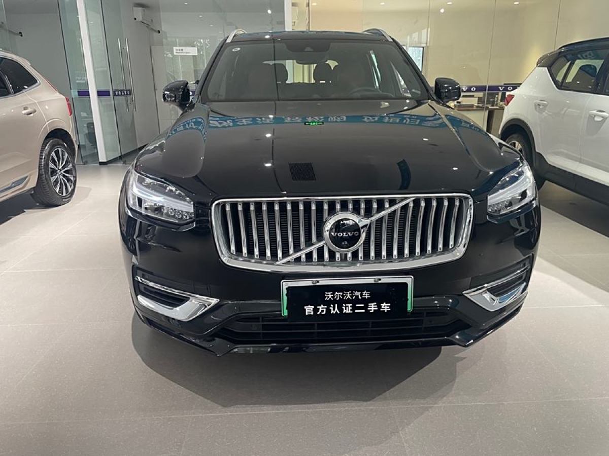 2022年10月沃爾沃 XC90新能源  2022款 改款 E驅(qū)混動(dòng) T8 智尊豪華版 7座