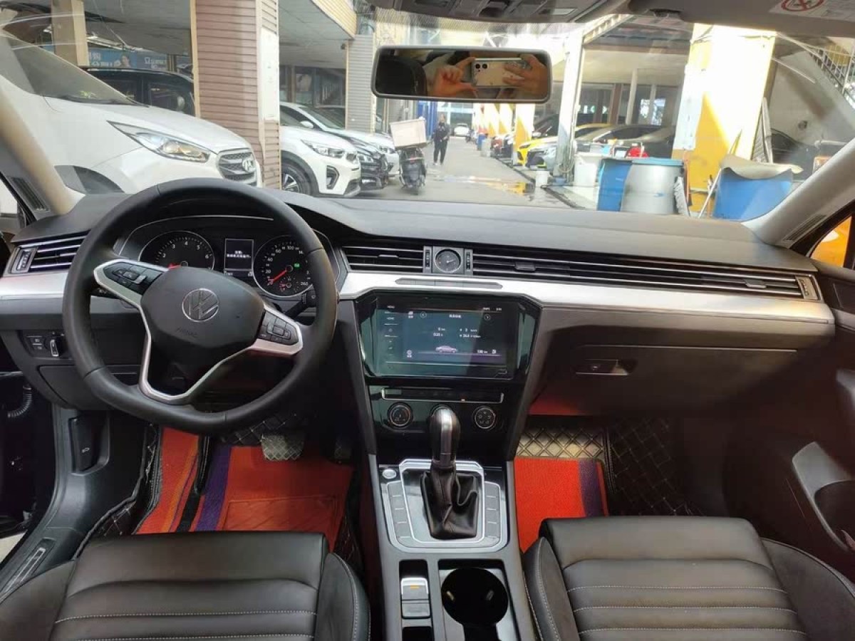 大眾 邁騰  2020款 280TSI DSG 領(lǐng)先型圖片