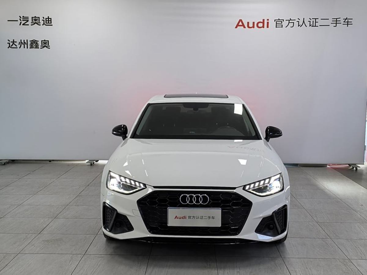 奧迪 奧迪A4L  2022款 40 TFSI 豪華動(dòng)感型圖片