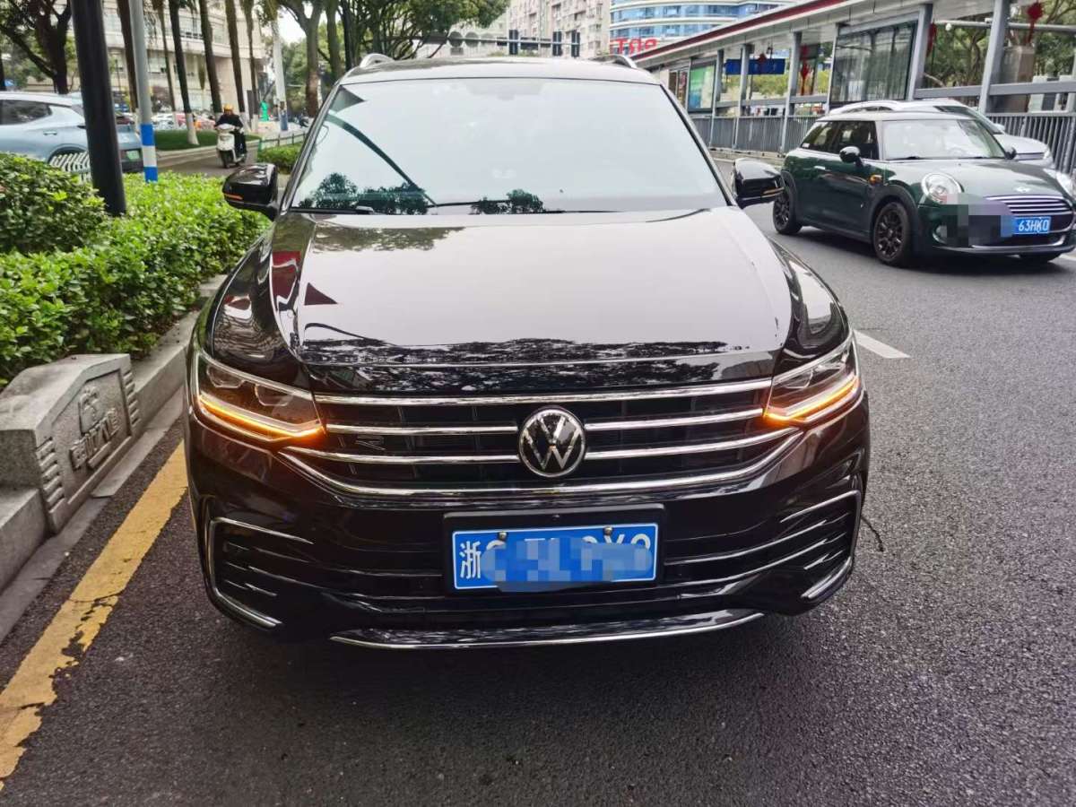 大眾 途觀L  2023款 330TSI 自動(dòng)兩驅(qū)R-Line越享版圖片