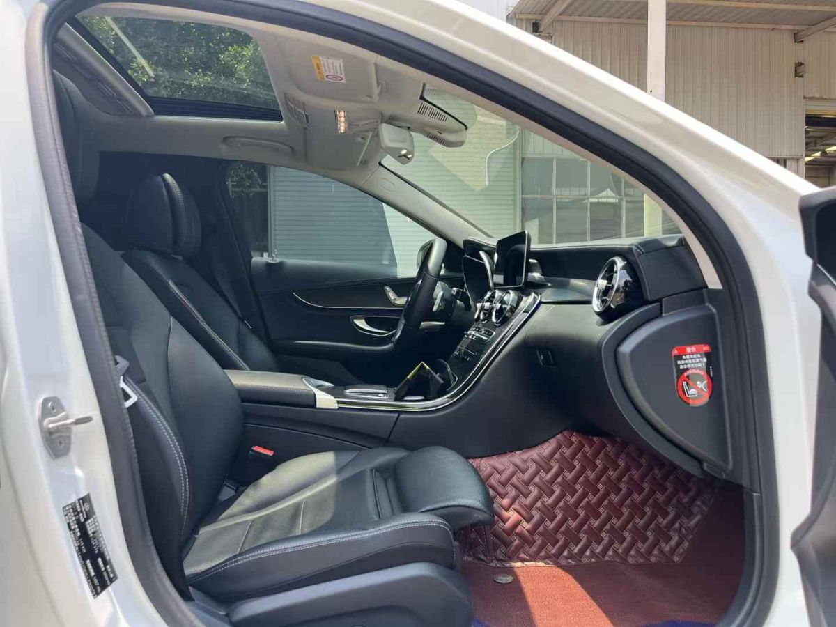 奔馳 奔馳GLE  2020款  GLE 350 4MATIC 時(shí)尚型圖片