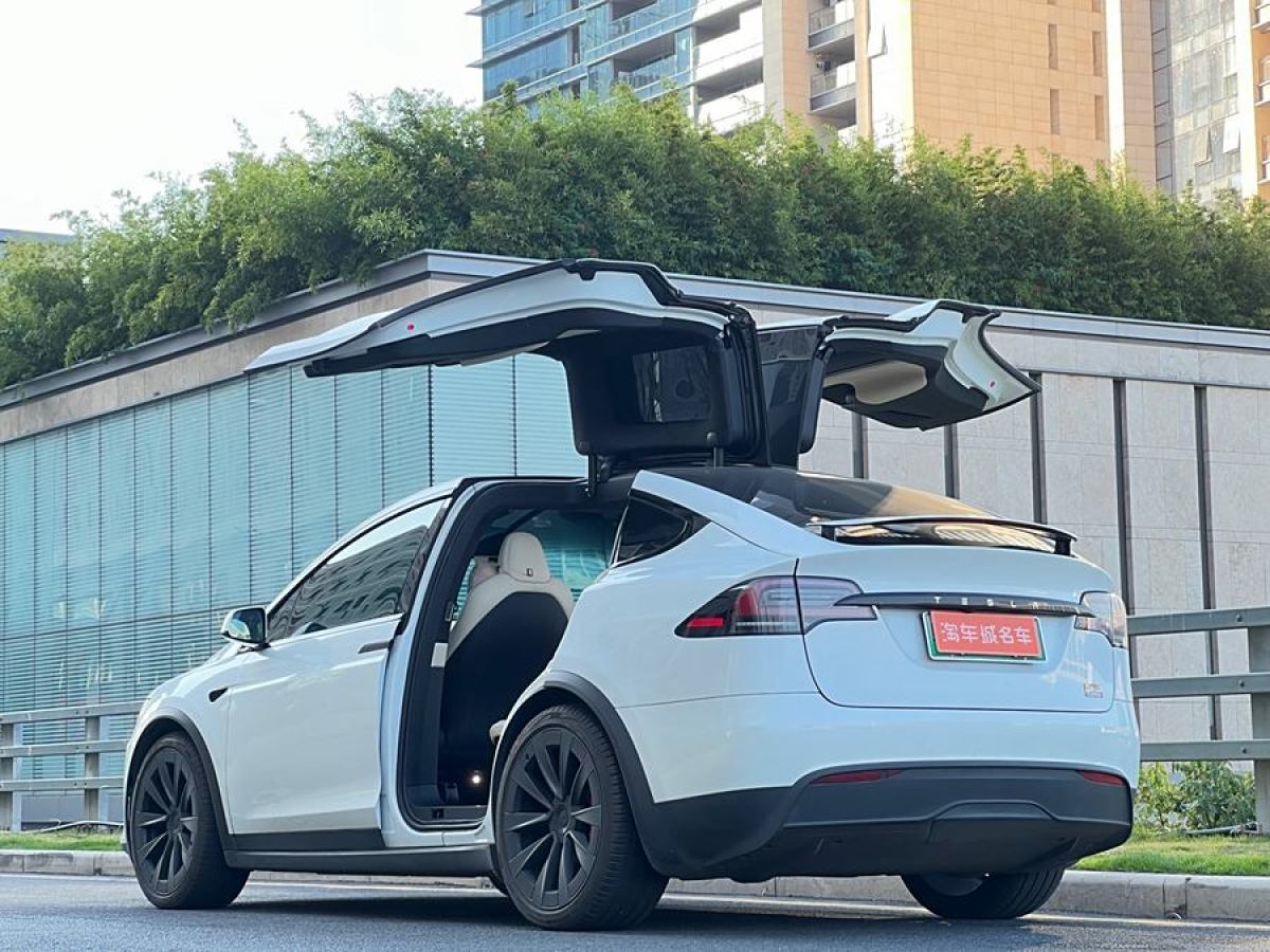 特斯拉 Model X  2023款 三電機(jī)全輪驅(qū)動 Plaid版圖片